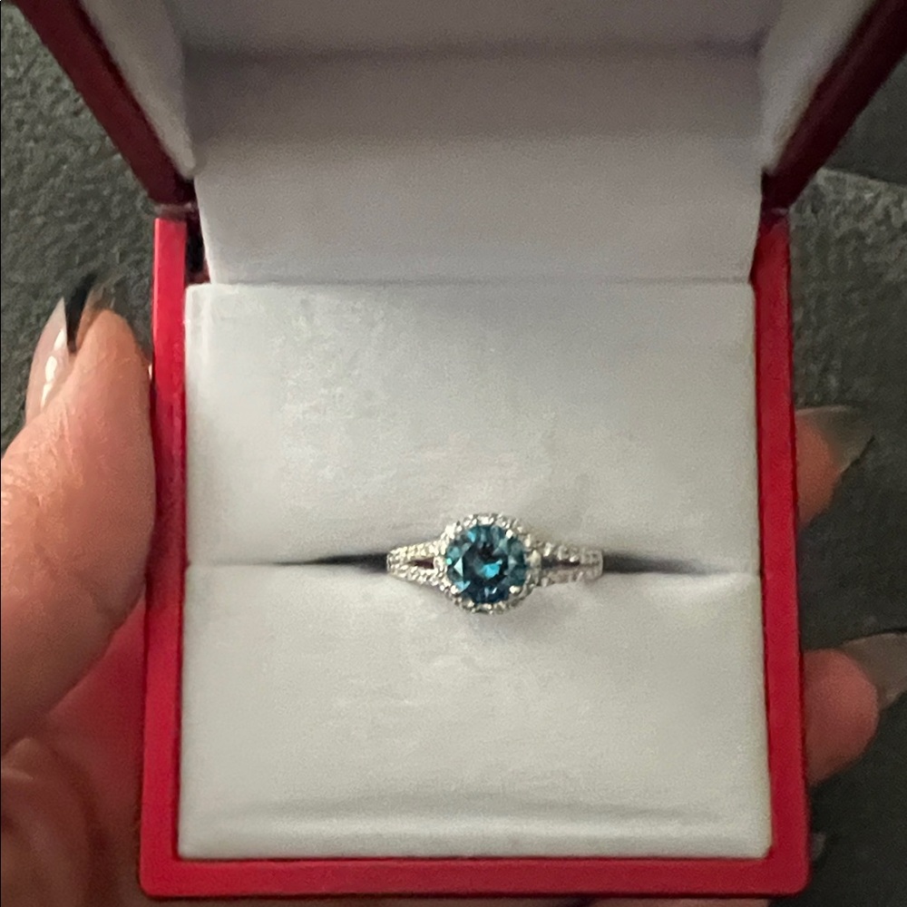 Elegant Blue Gemstone Silver Ring